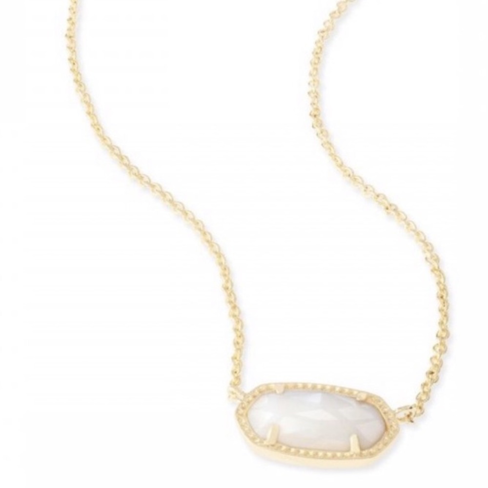 ✨New Kendra Scott Elisa Pendant in White Pearl✨